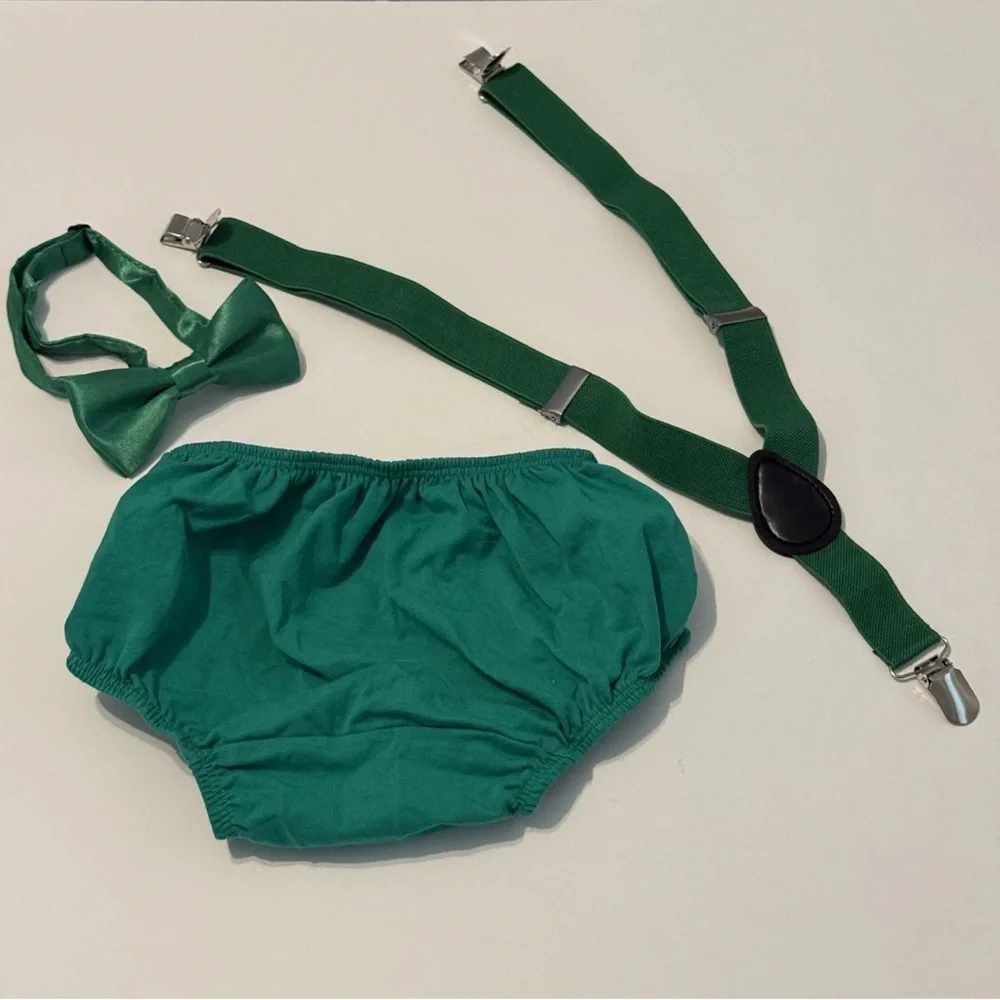 Green infant Bow‎ Tie and Suspender Set with Diaper Cover 0-6 months
